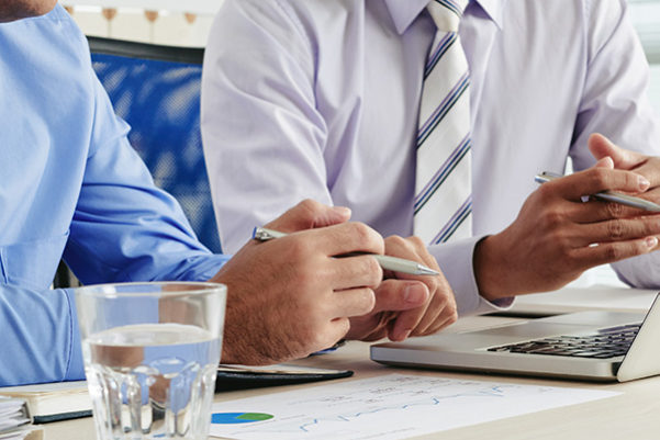 business-meeting-600×600